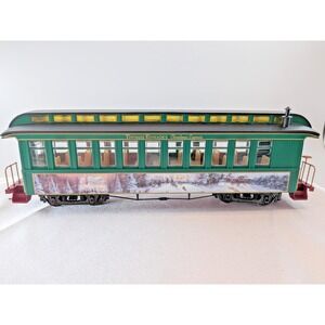 Hawthorne Village Thomas Kinkade Christmas Exp HO Scale Passenger Coach Train